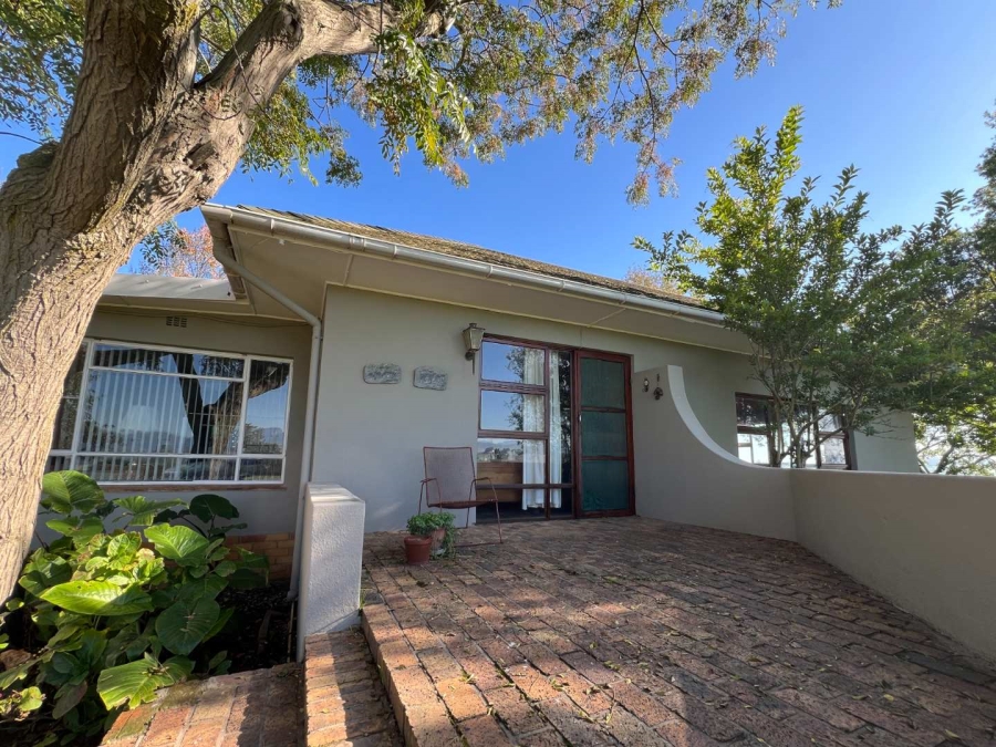 10 Bedroom Property for Sale in Koelenhof Western Cape